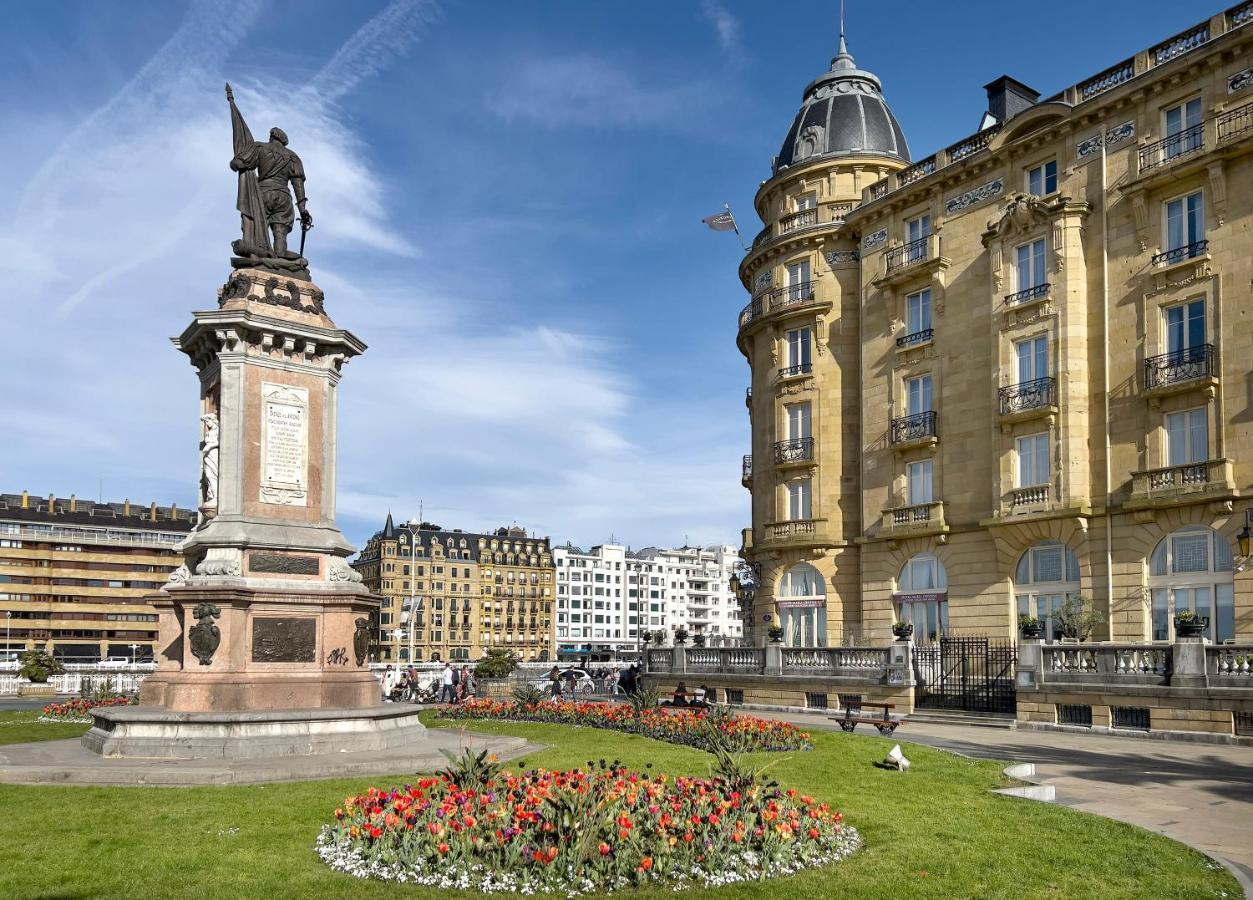 Deluxe Apt-Views To Historic Maria Cristina Hotel San Sebastián Kültér fotó